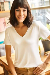 Olalook Women's Ecru V-Neck Basic Knitted Viscon T-Shirt - Image 4