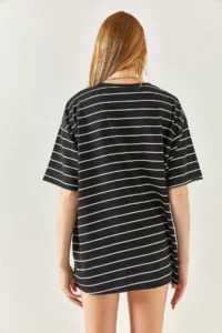 Olalook Women's Black Striped 2 Thread Oversize Unisex T-Shirt - Image 7