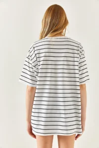 Olalook Women's White Striped 2 Thread Oversize Unisex T-Shirt - Image 6