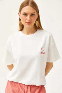 Olalook Women's Ecru Mom Embroidered 2 Thread Oversize T-Shirt - Image 3