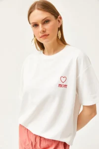 Olalook Women's Ecru Mom Embroidered 2 Thread Oversize T-Shirt - Image 4