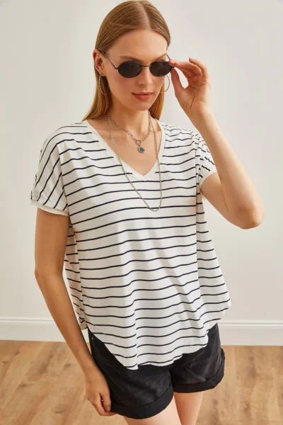 TSH-19000815-BLACK_1