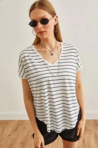 Olalook Women's Black V-Neck Striped Dirty Stitching Casual T-Shirt - Image 2