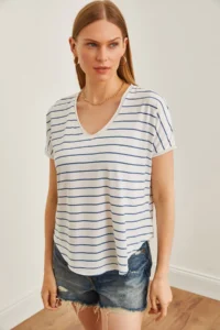 Olalook Women's Indigo V-Neck Striped Dirty Stitching Loose T-Shirt - Image 2