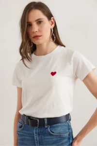 Olalook Women's Ecru Flame Heart Embroidered Short Sleeve T-Shirt - Image 3