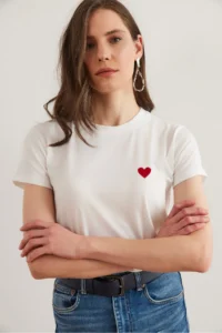 Olalook Women's Ecru Flame Heart Embroidered Short Sleeve T-Shirt - Image 6
