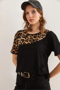 Olalook Women's Black Collar Leopard Detailed Knitted Viscose T-Shirt - Image 4