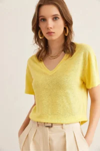 Olalook Women Yellow Flared V-neck Crop T-Shirt TSH-