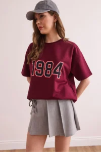 Olalook Women's Claret Red 1984 Printed Comfortable Mold 2 Thread T-Shirt - Image 3