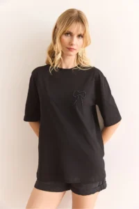 Olalook Women's Black Pearl Ribbon Detailed Regular Fit Cotton T-Shirt - Image 3