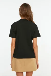 TRENDYOLMİLLA Black 100% Cotton Basic Regular/Normal Pattern Dog collar Knitting T-Shirt - Image 11