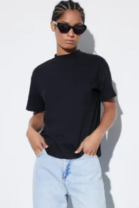 TRENDYOLMİLLA Black 100% Cotton Basic Regular/Normal Pattern Dog collar Knitting T-Shirt - Image 7