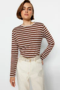 TRENDYOLMİLLA Brown Striped Basic Crew Neck Knitting T-Shirt