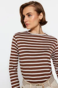 TRENDYOLMİLLA Brown Striped Basic Crew Neck Knitting T-Shirt - Image 2