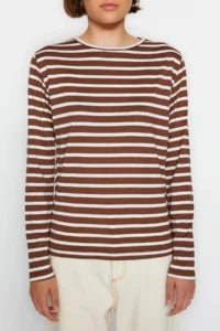 TRENDYOLMİLLA Brown Striped Basic Crew Neck Knitting T-Shirt - Image 4