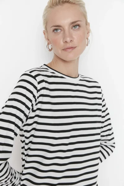 TWOAW23TS00002-WHITE_1