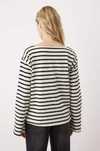 TRENDYOLMİLLA Ecru Thick Cotton Striped Regular/Normal Pattern KnittedT-Shirt - Image 4