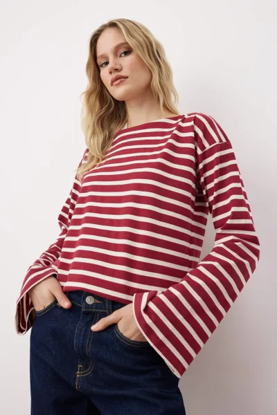 TWOAW26TS00001-BURGUNDY_1