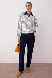 TRENDYOLMİLLA Ecru Striped Weaving Collar Detailed Placket Oversized Flexible Knitting T-Shirt/Sweatshirt - Image 6