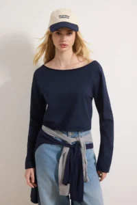 TRENDYOLMİLLA Teen Navy Blue-Gray Melange 100% Cotton Open Shoulder Collar Relaxed Cut Knitting T-Shirt - Image 4