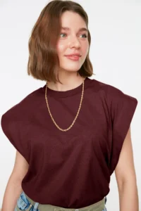 TRENDYOLMİLLA Burgundy 100% Cotton Wadding Look Basic Crew Neck Knitting T-Shirt - Image 3