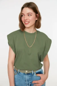 TRENDYOLMİLLA Khaki 100% Cotton Wadding Look Basic Crew Neck Knitting T-Shirt - Image 3