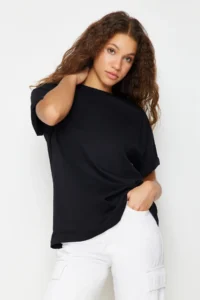 TRENDYOLMİLLA Black 100% Cotton Crew Neck Oversized/Wide Pattern Knitting T-Shirt