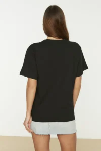 TRENDYOLMİLLA Black 100% Cotton Crew Neck Oversized/Wide Pattern Knitting T-Shirt - Image 12