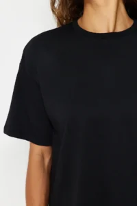 TRENDYOLMİLLA Black 100% Cotton Crew Neck Oversized/Wide Pattern Knitting T-Shirt - Image 5
