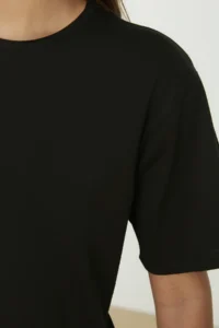 TRENDYOLMİLLA Black 100% Cotton Crew Neck Oversized/Wide Pattern Knitting T-Shirt - Image 9