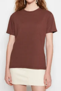 TRENDYOLMİLLA Brown 100% Cotton Crew Neck Oversized/Geniş Pattern Knitting T-Shirt - Image 10