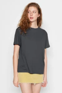 TRENDYOLMİLLA Anthracite 100% Cotton Crew Neck Oversized/Wide Pattern Knitting T-Shirt - Image 7
