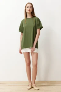 TRENDYOLMİLLA Khaki 100% Cotton Crew Neck Oversized/Wide Pattern Knitting T-Shirt - Image 2