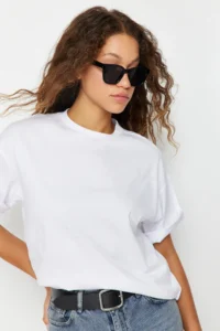 TRENDYOLMİLLA White 100% Cotton Crew Neck Oversized/Wide Pattern Knitting T-Shirt - Image 3