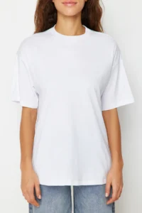 TRENDYOLMİLLA White 100% Cotton Crew Neck Oversized/Wide Pattern Knitting T-Shirt - Image 4
