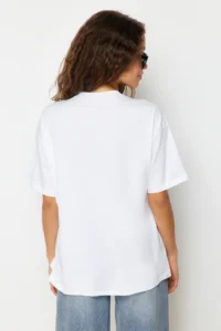TRENDYOLMİLLA White 100% Cotton Crew Neck Oversized/Wide Pattern Knitting T-Shirt - Image 6