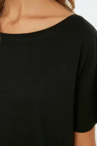 TRENDYOLMİLLA Black 100% Cotton Oversized/Wide Pattern Boat Neck Knitting T-Shirt - Image 6