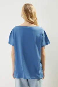 TRENDYOLMİLLA Indigo 100% Cotton Oversized/Wide Pattern Boat Neck Knitting T-Shirt - Image 6