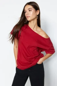 TRENDYOLMİLLA Rejection 100% Cotton Oversized/Wide Pattern Boat Neck Knitting T-Shirt - Image 2