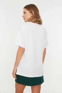 TRENDYOLMİLLA Ecru 100% Cotton Printed Boyfriend Fit Crew Neck Knitting T-Shirt - Image 11