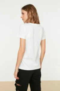 TRENDYOLMİLLA White 100% Thick Cotton Star Printed Regular/Normal Pattern Knitting T-Shirt - Image 6