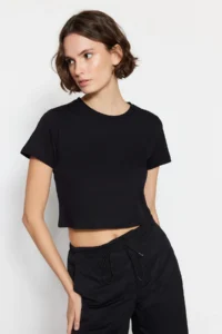 TRENDYOLMİLLA Black-White 2 Sets Package 100% Cotton Crop Crew Neck Knitting T-Shirt - Image 4