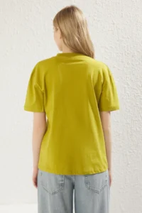 TRENDYOLMİLLA Oil Green-Open Stone 2 Sets Package 100% Cotton Basic Dog collar Knitting T-Shirt - Image 6