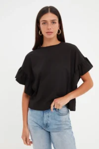 TRENDYOLMİLLA Black 100% Cotton Ruffle Detailed Basic Crew Neck Knitting T-Shirt - Image 3