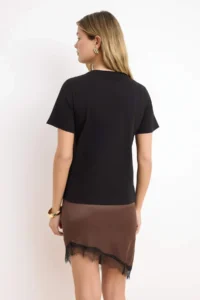 TRENDYOLMİLLA Black 100% Cotton Basic Crew Neck Knitting T-Shirt - Image 4