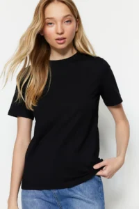 TRENDYOLMİLLA Black 100% Cotton Basic Crew Neck Knitting T-Shirt - Image 5