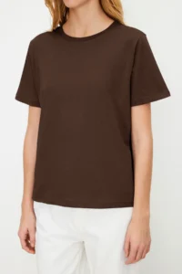 TRENDYOLMİLLA Brown 100% Cotton Basic Crew Neck Knitting T-Shirt - Image 4