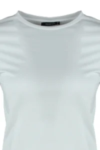 TRENDYOLMİLLA White 100% Cotton Regular/Normal Pattern Short Sleeve Basic Crew Neck Knitting T-Shirt - Image 7