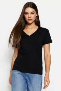 TRENDYOLMİLLA Black 100% Cotton Basic V-neck Knitting T-Shirt - Image 2