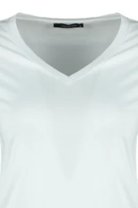 TRENDYOLMİLLA White 100% Cotton Basic V-neck Knitting T-Shirt - Image 7